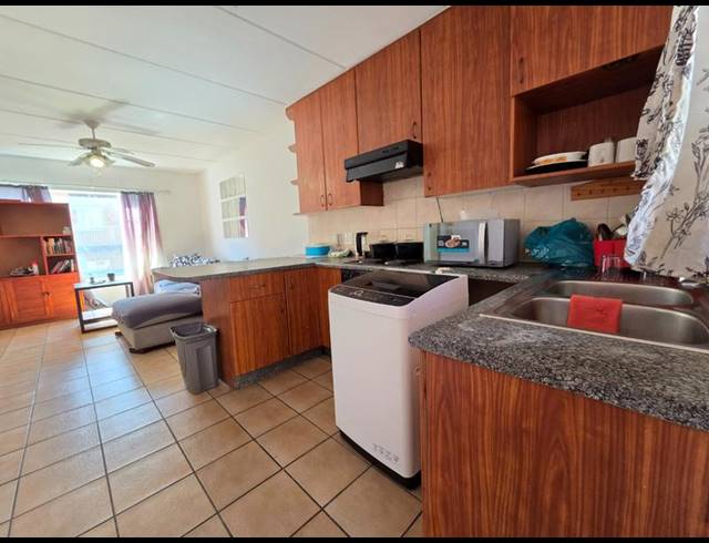2 BEDROOM PROPERTY TO RENT IN KENMARE